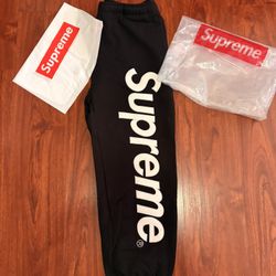  Supreme black sweatpants Size L 