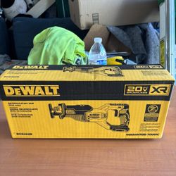 DEWALT XR BRUSHLESS RECIPROCATING SAW ( No Battery No Charger )