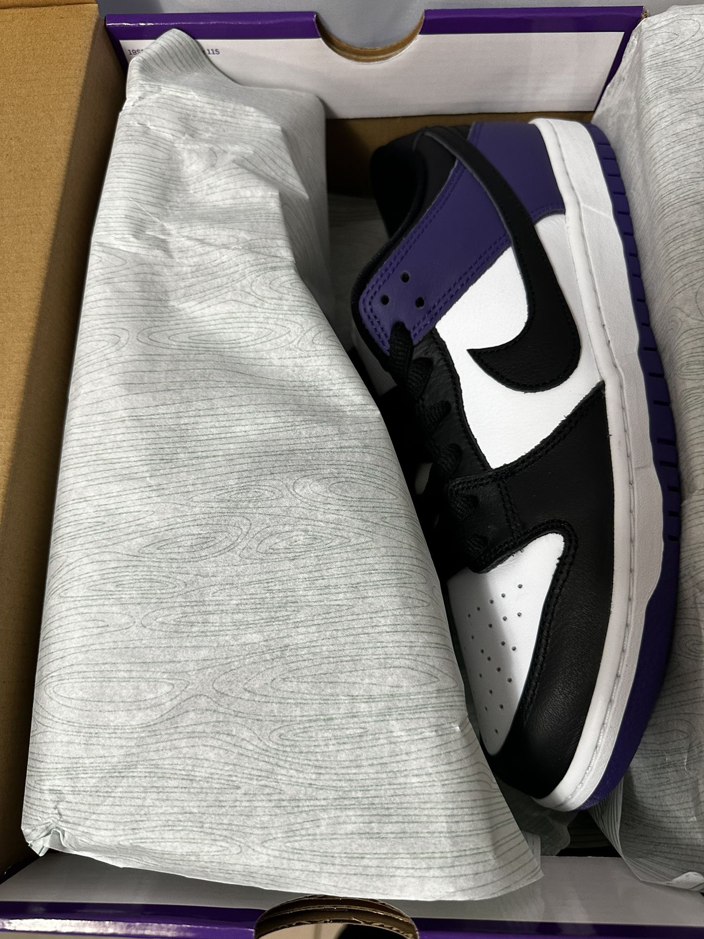 Nike sb dunk court purple