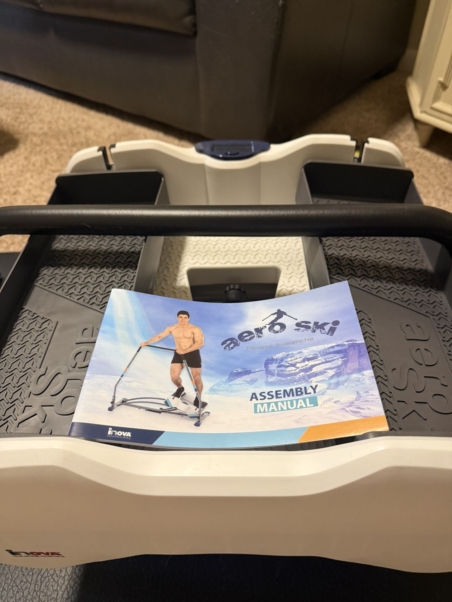 Aero Ski Exercise Machine