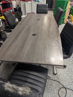 Conference table 96" x 42" + 6 free rolling chairs