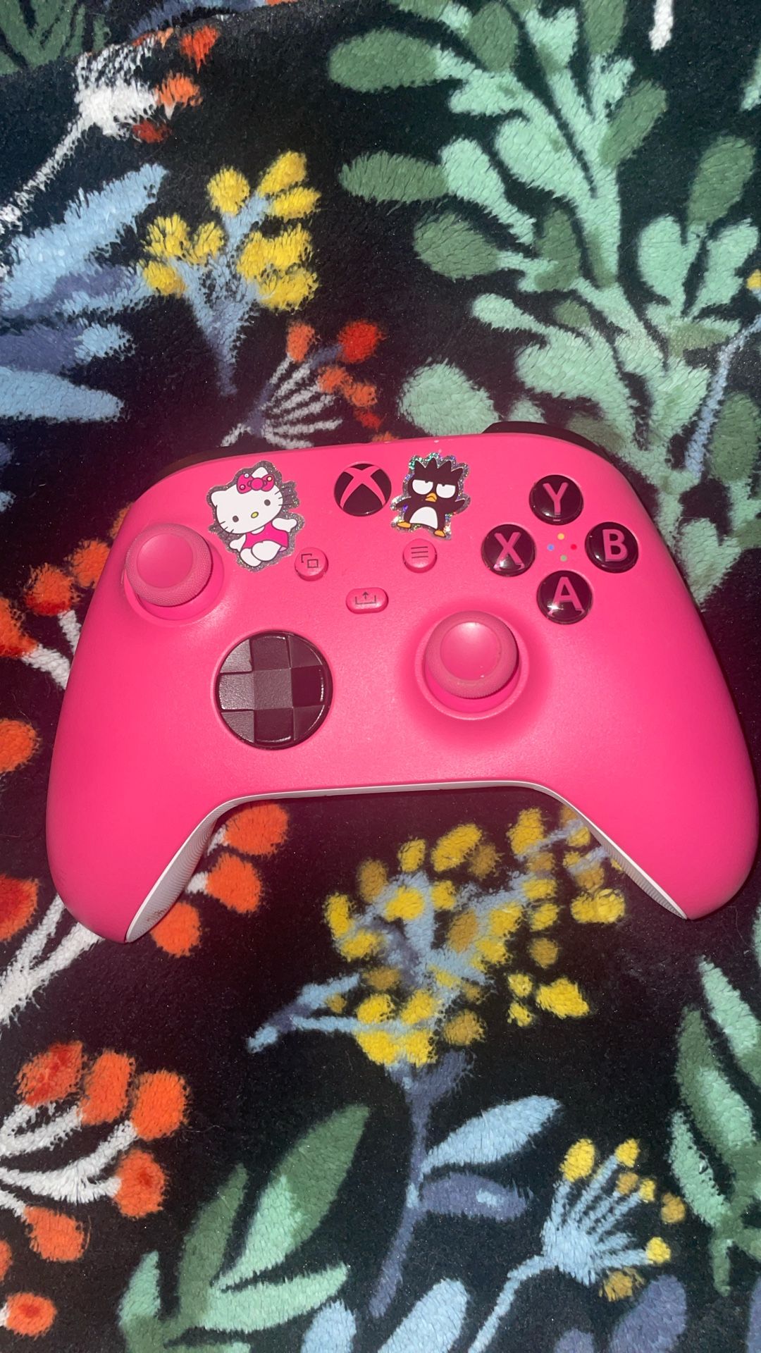 pink xbox controller!