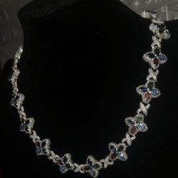 18 k Gold Plated infinity Link Clover Necklace 