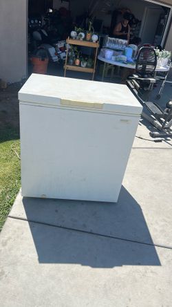 Deep freezer