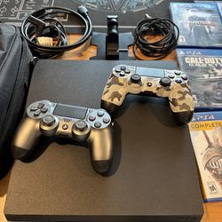 Sony PS4 - Rarely Used!!!  Excellent Condition. 