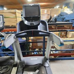 Precor Treadmill TRM 885