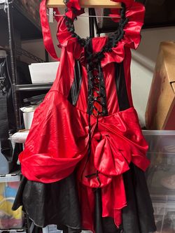 Costume dress