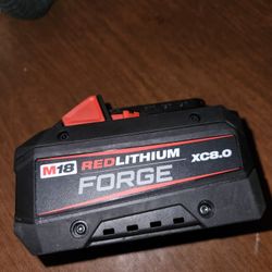 Milwaukee M18 8.0 Forge Battery Like New. Firm Price/precio Firme🛑 