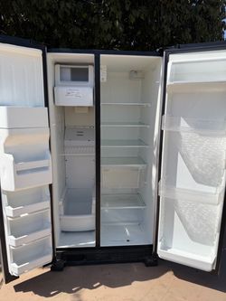 side by side refrigerator