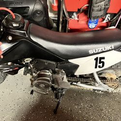 Suzuki 70 Cc Runs Good Nothing Broken, Great Bike And Great For kids that are starting