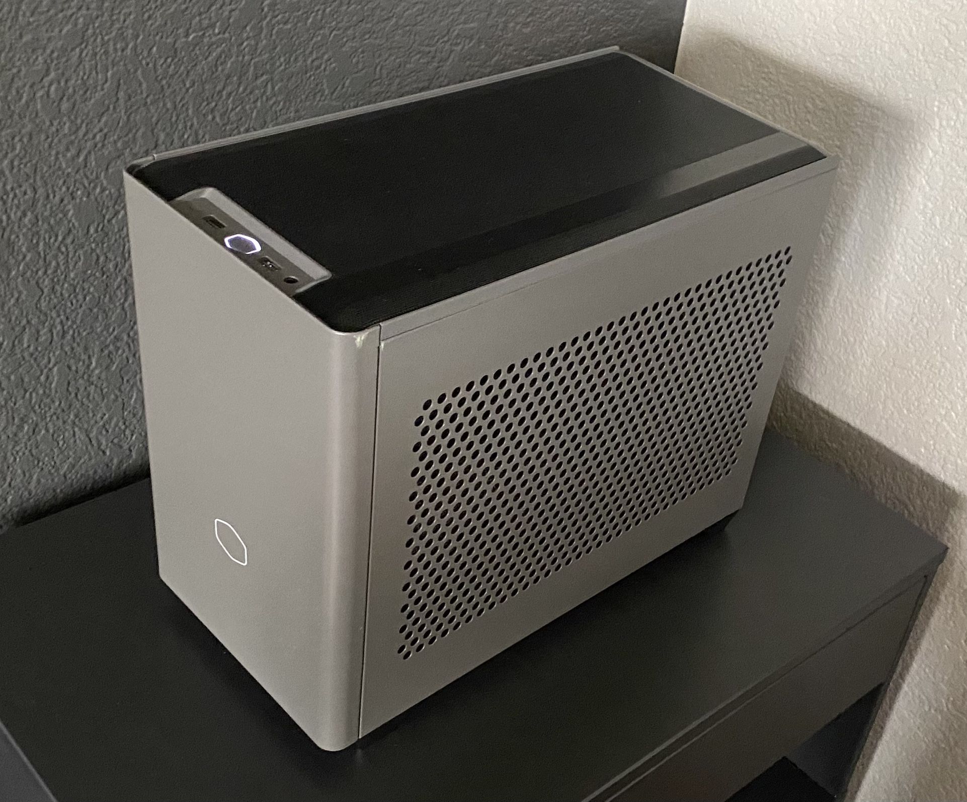 Custom Built Mini ITX Gaming PC // RTX 4080 // I9-13900k // DDR5-6200 32GB // 990 PRO 1TB M.2