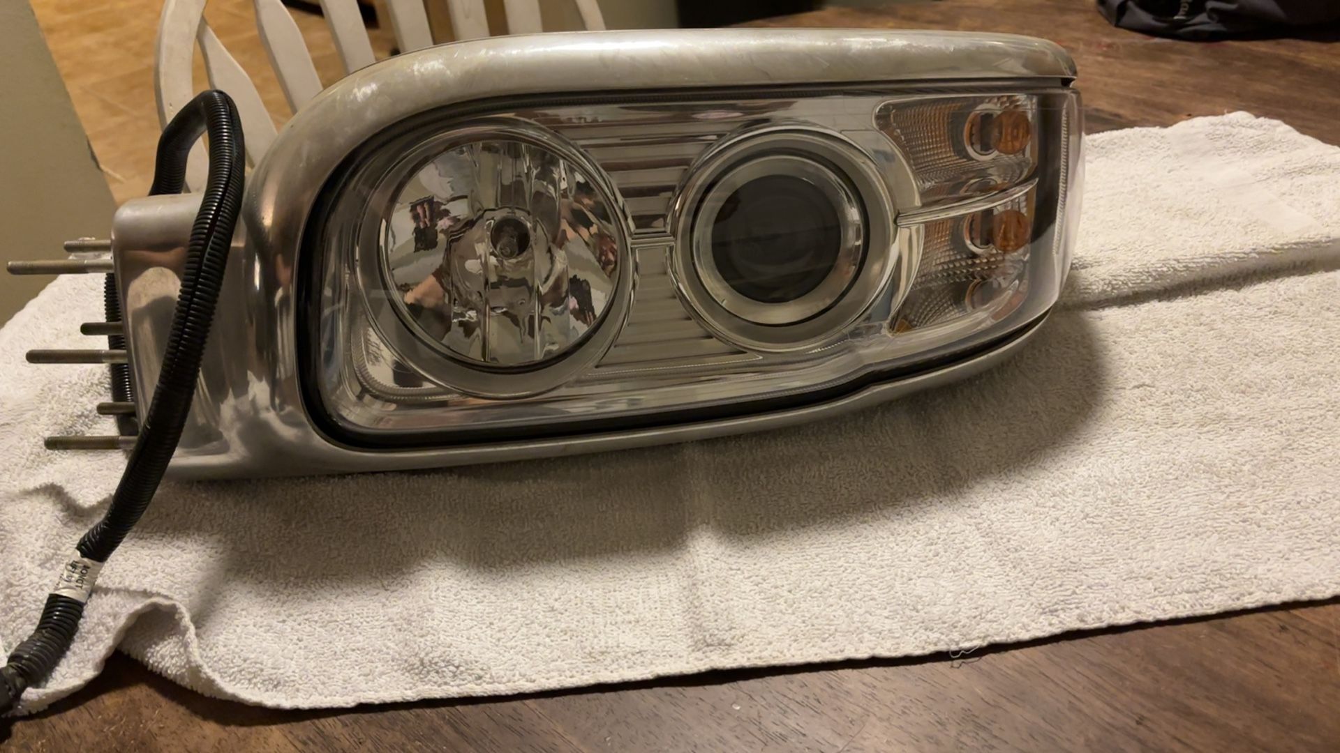 Headlight 