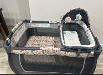 Portable baby bassinet