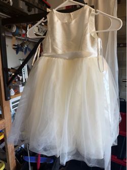 David’s Bridal Flower Girl Dress