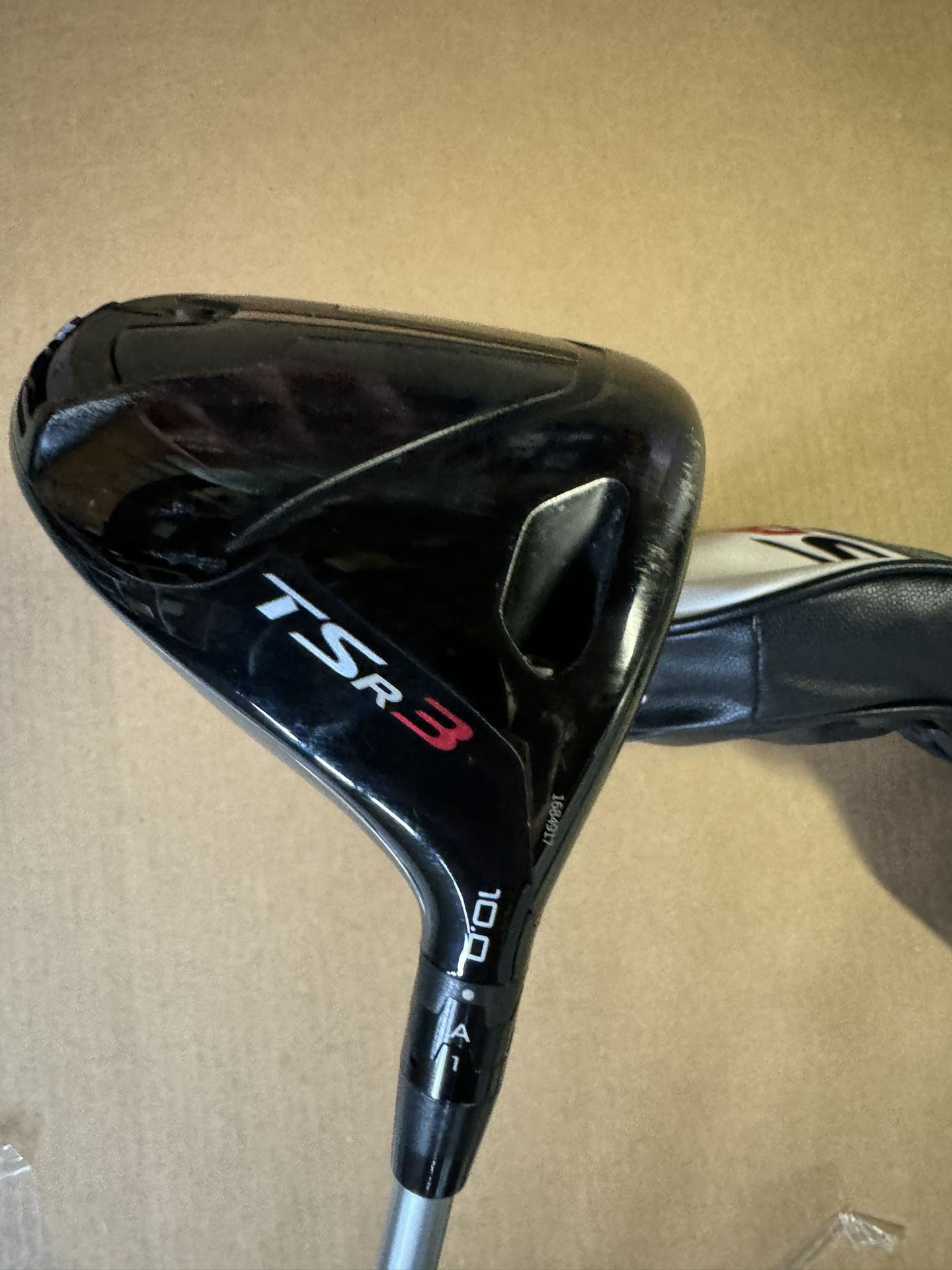Titleist Tsr3 Driver With Cover 10.0 With 2 Shaft