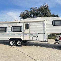 1996 aljo by Skyline 27’