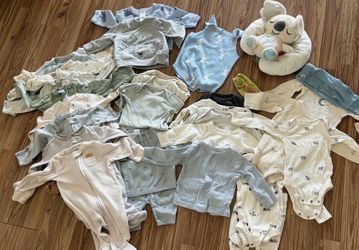 Free baby boy clothes 0–3m