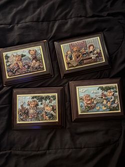 4 bear hangings