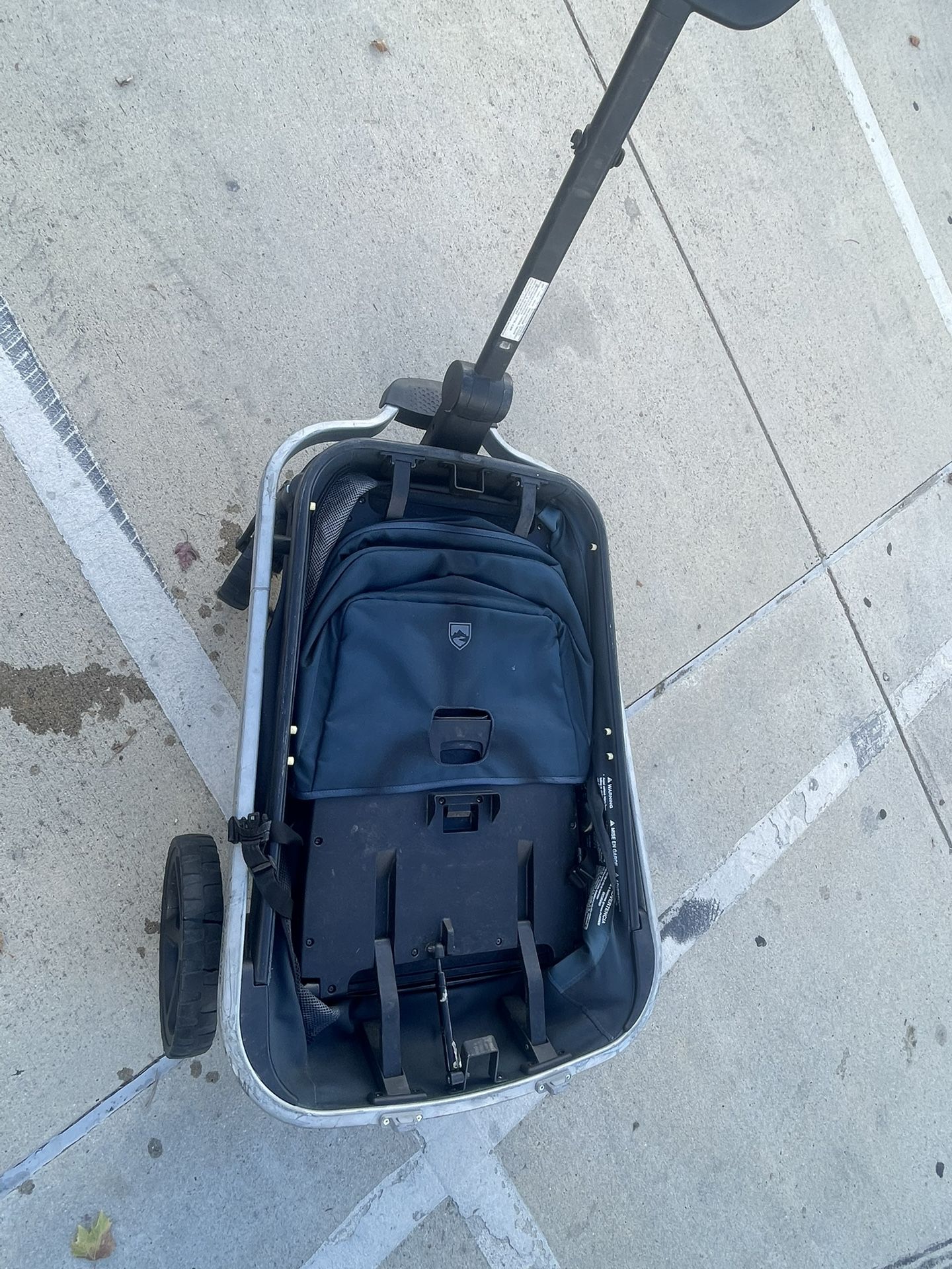 BOB gear Renegade Canopy Stroller Wagon With 3 Seats