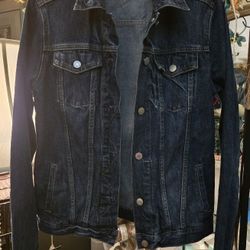 Size Medium Tall..Vintage Gap 1969 Saddle Blue 100% Cotton Jean Jacket