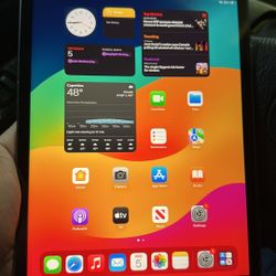 Apple iPad 6th Gen 32gb iPadOS 17 WiFi
