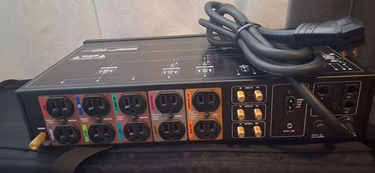 PS Audio PowerLine AC Power Conditioner