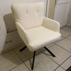 Brand New Modern Swivel Accent Chair – Cream Fabric