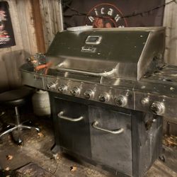 Barbecue Pit Propane 