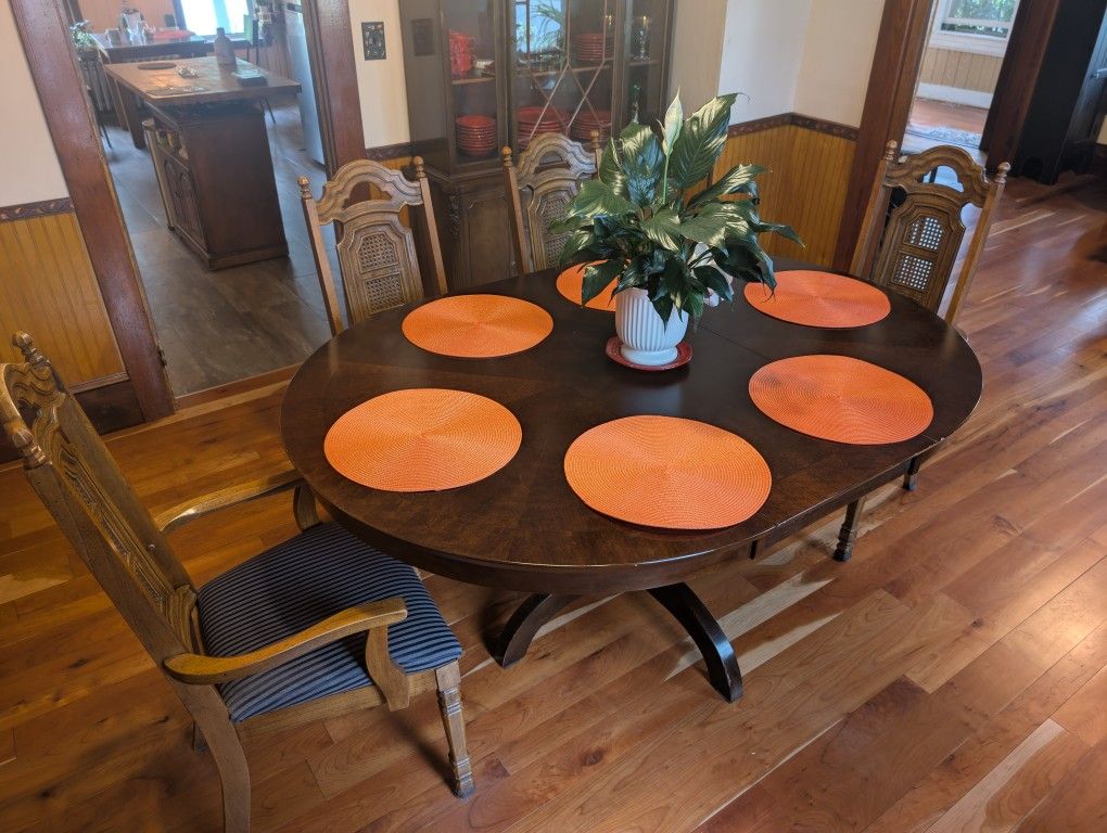 Dining Set