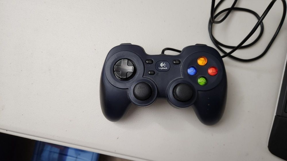 Logitech Gaming Controller 
