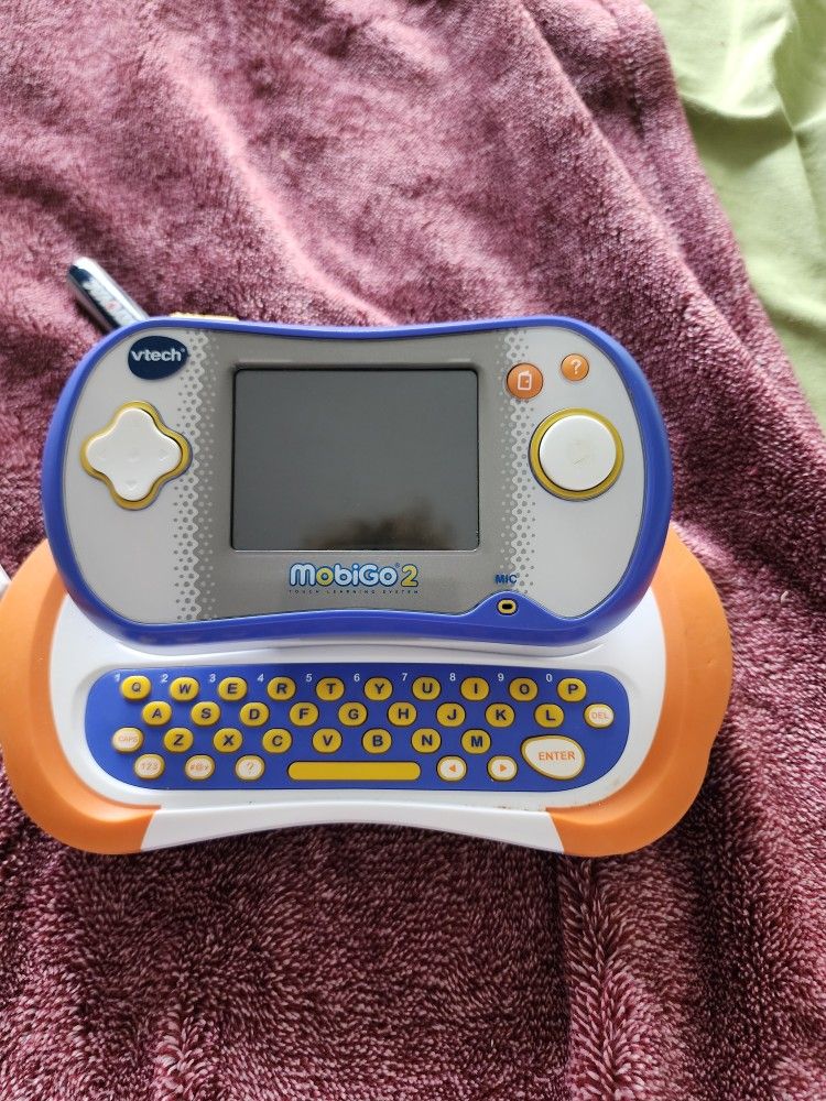 VTech Mobigo2 Handheld Game Console Case And 4 Games