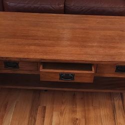 Skylar-Peppler Coffee Table