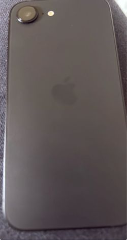 iPhone 16e LOCKED!!!!!