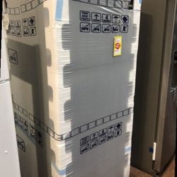 Frigidaire Top Freezer Appliance