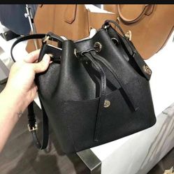 Michael Kors Bucket Bag Medium Handbag