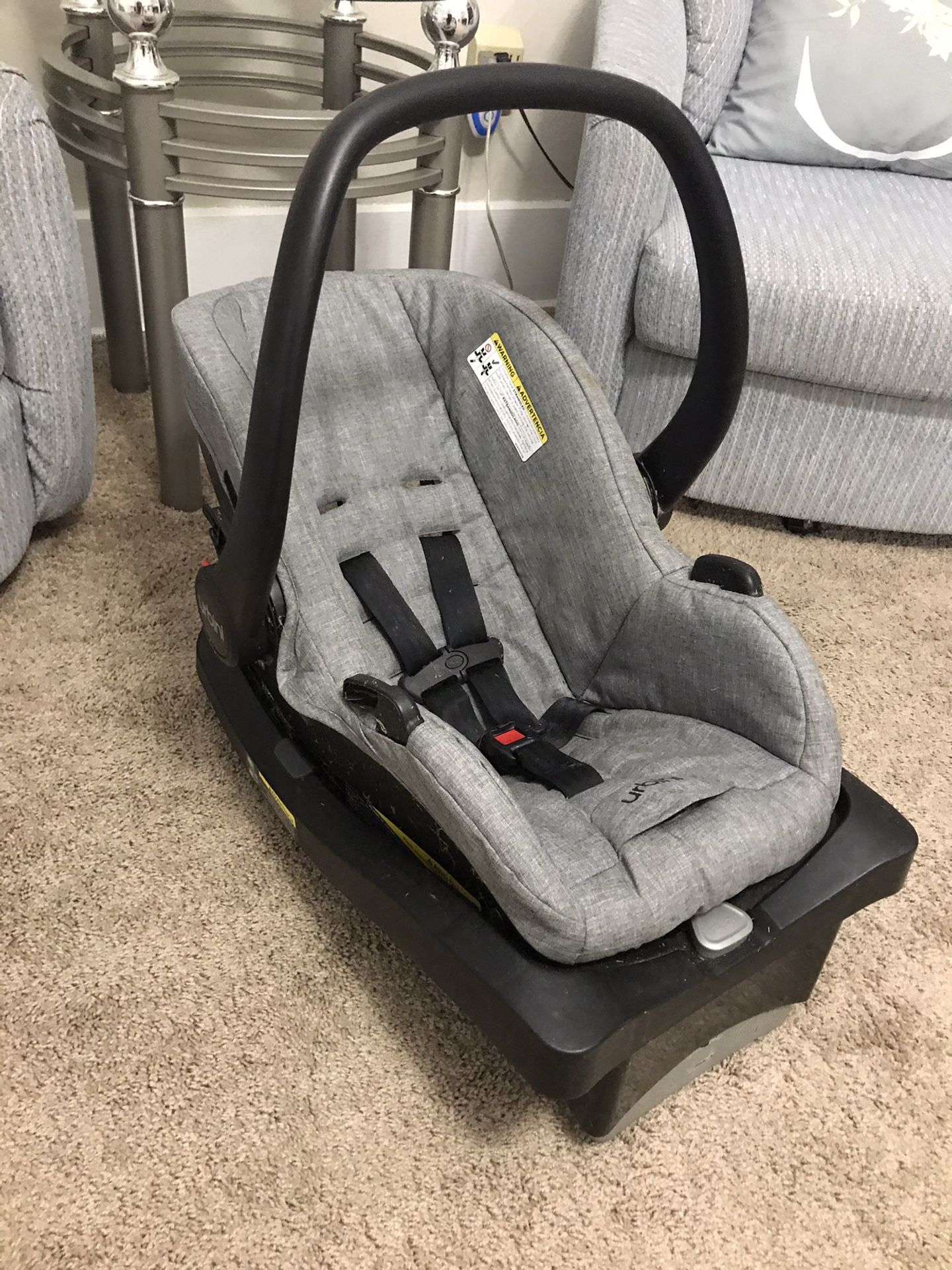 Urbini Travel Infant Car Seat And Base