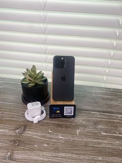 iPhone 15 Pro Max 256 GB Black Titanium  Unlocked  Excellent Condition