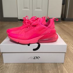 Nike 270s