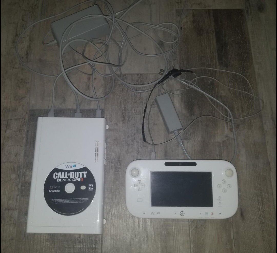 Nintendo Wii U 8gb (White)