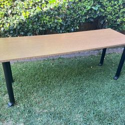 6ft Desk 
