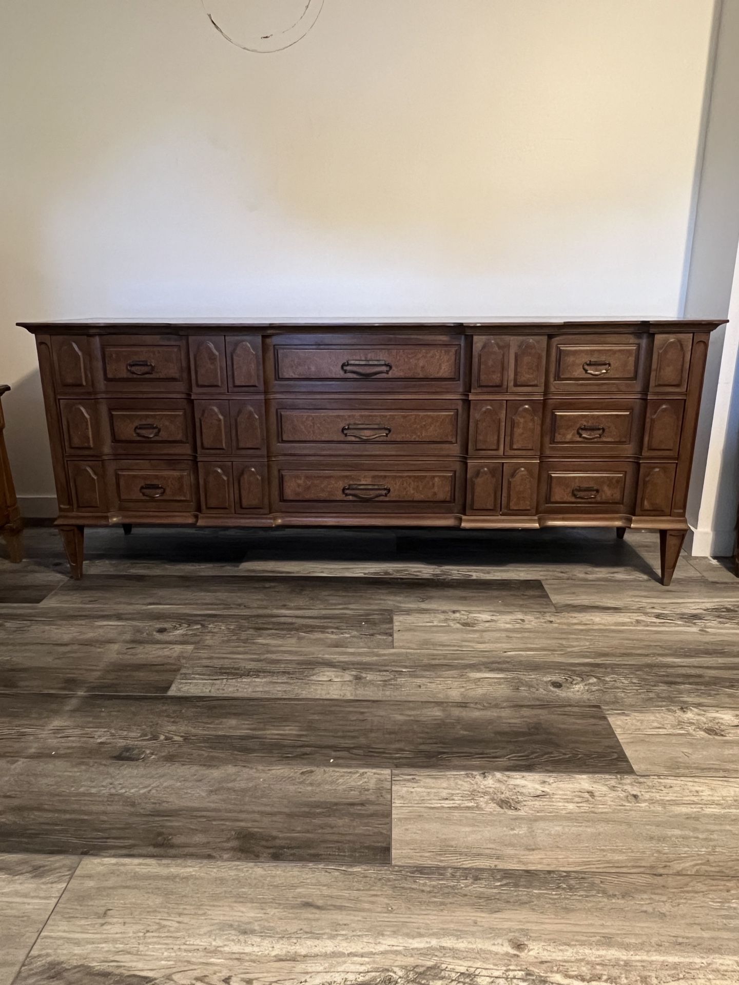 Romweber Credenza Dresser TV Stand