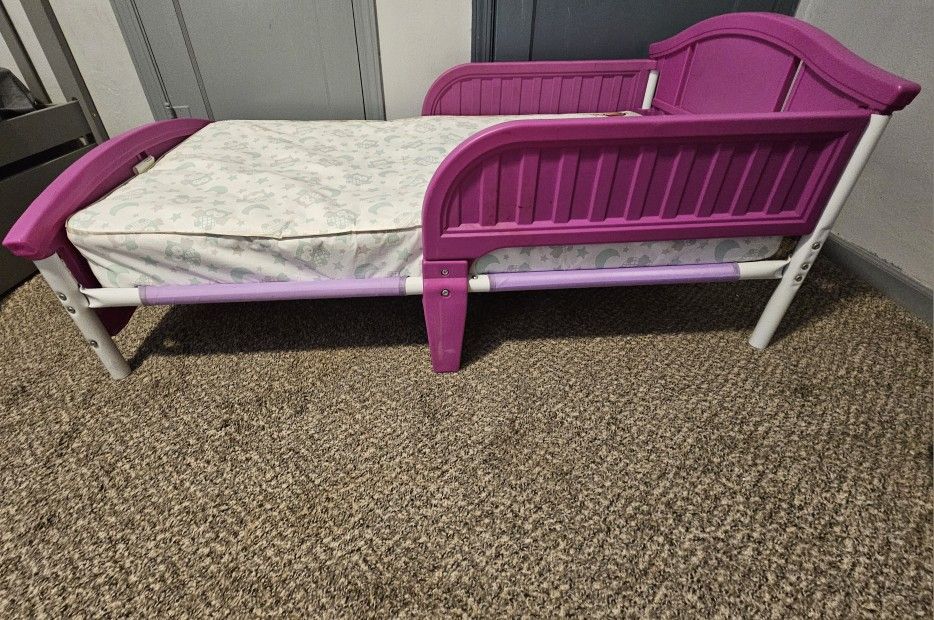 Pink Toddler Bed