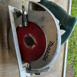 Makita 7  1/4 Circular Saw.  