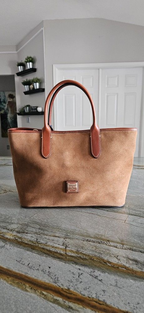 Dooney & Bourke Amber Handbag