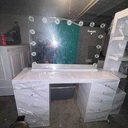 Vanitie Smart And Shelve 