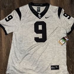 RARE USC TROJANS NIKE FOOTBALL JERSEY XL BRAND NEW !