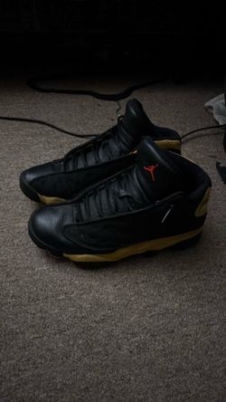Jordan 13 black n yellow