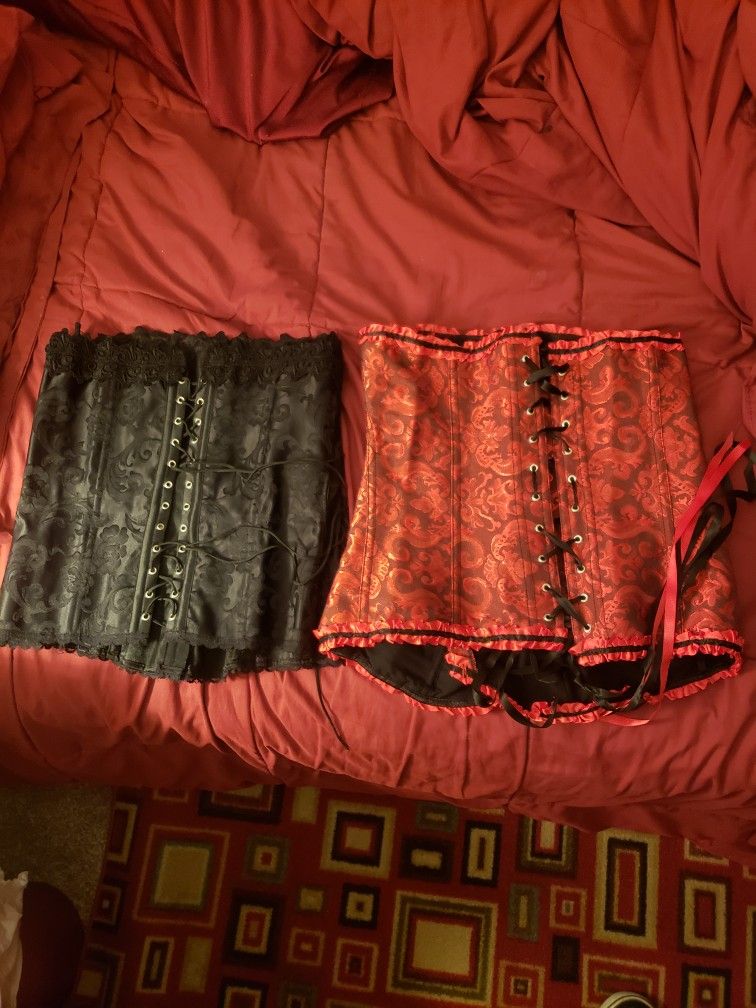 Ladies Corsets. New Never Worn. Halloween, Party.