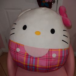 giant hello kitty squishmallow