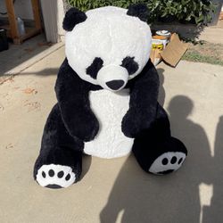 Giant Panda Stuffed Animal 